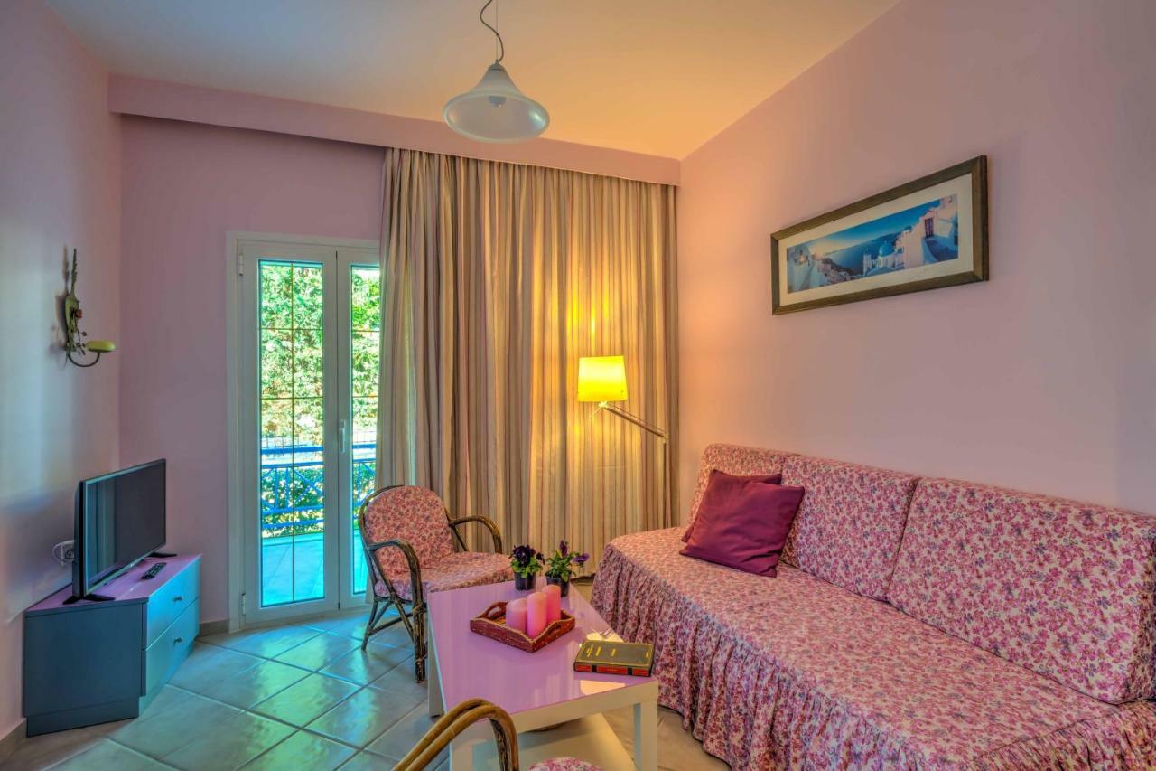 Elegant 1Br By Heraklion Beach Sun &Comfort Await Apartamento Amoudara Lasithiou Exterior foto